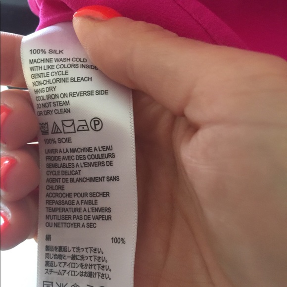 Tommy Bahama 100% Silk Button Down Blouse - Picture 3 of 3